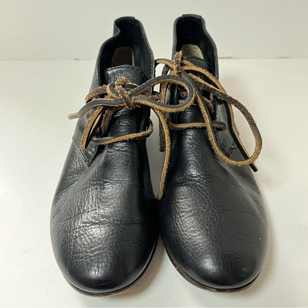 Frye Jillian Black Leather Chukka Boots Women's Size 6 Medium